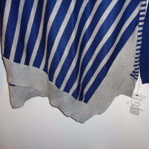 LIZ Claiborne Novelty Sweater Size Medium NWT - Picture 5 of 12